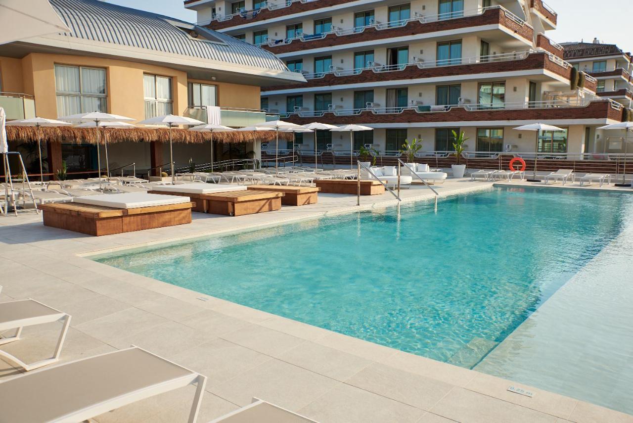 Отель Dwo Sirius - Adults Only Санта-Сусанна Экстерьер фото